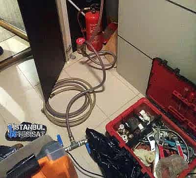 Petek Temizliği Nasıl Yapılır?