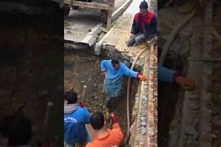 Klozet Taştı Ne Yapmalıyım? Robotla Kırmadan Klozet Tıkanıklığı Açma Yöntemleri