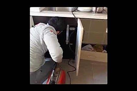 Mutfak gideri tıkandı su geri geliyor kırmadan lavabo açan yer - İstanbul Tesisat