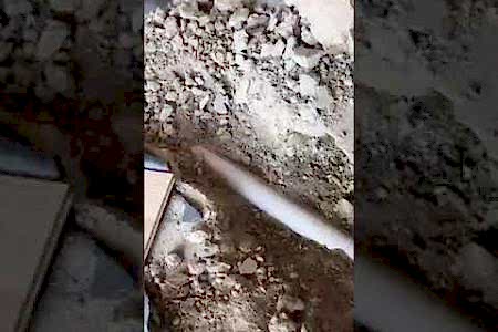 Tavandan su sızıyor cihazla kırmadan su kaçağı tespiti yapan usta - İstanbul Tesisat